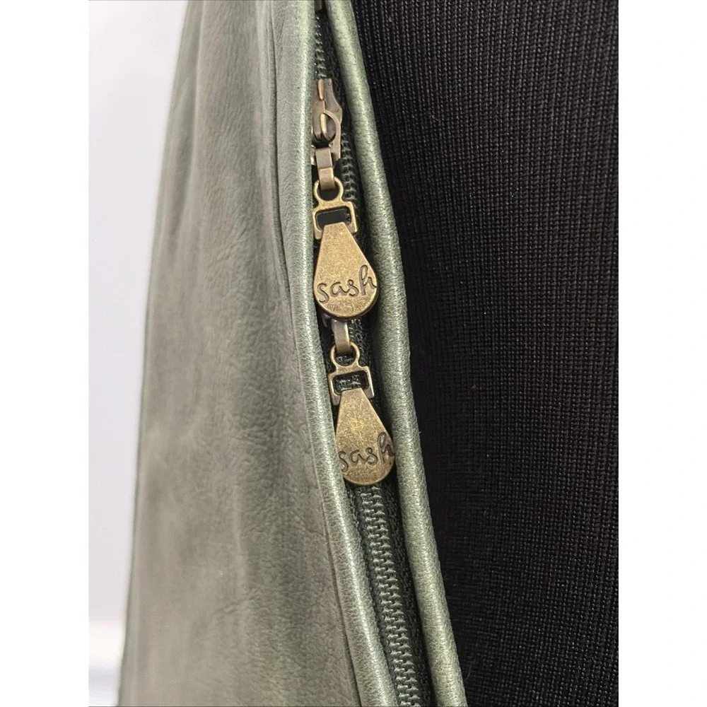 Sash bag green